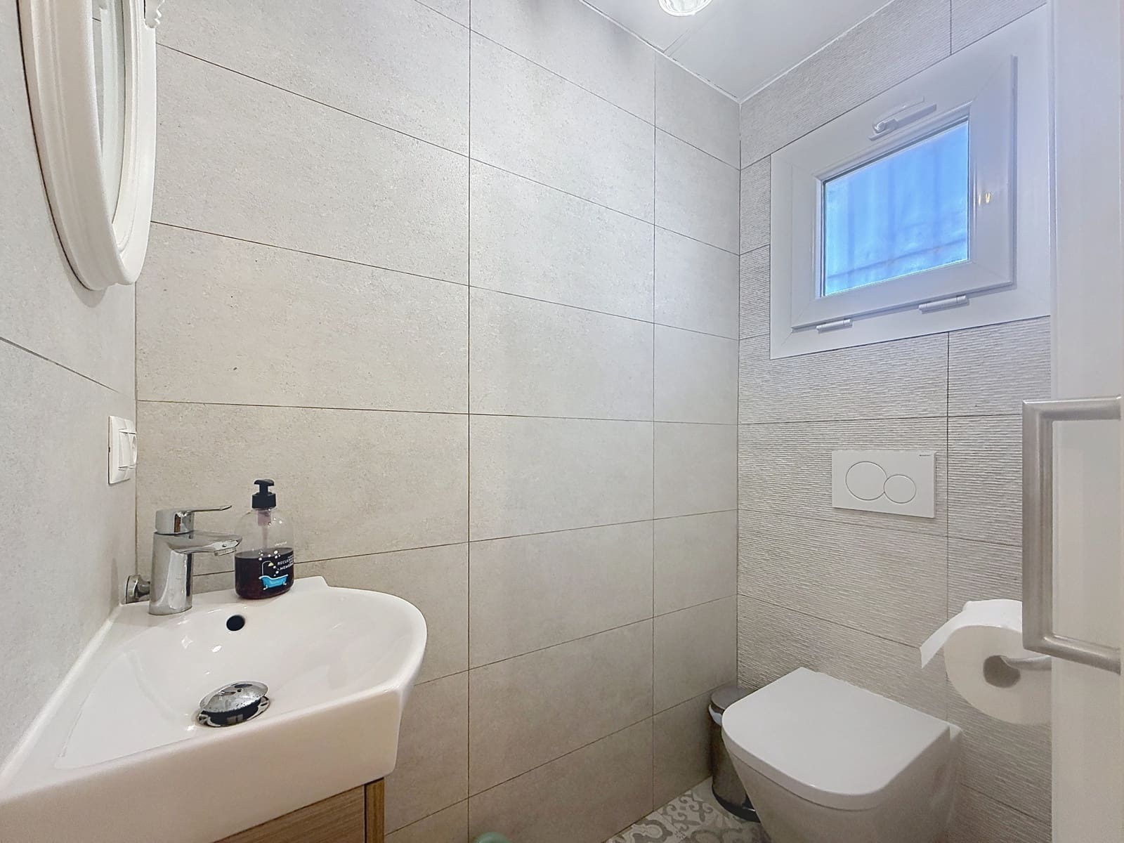 3 bedroom Villa for sale in Manilva with pool garage - € 599,000 (Ref: 9945684)