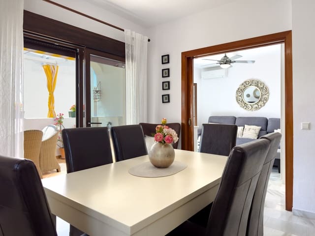 Apartamento de 2 habitaciones en La Duquesa / Puerto de la Duquesa, Manilva en venta con garaje - 335.000 € (Ref: 9954208)