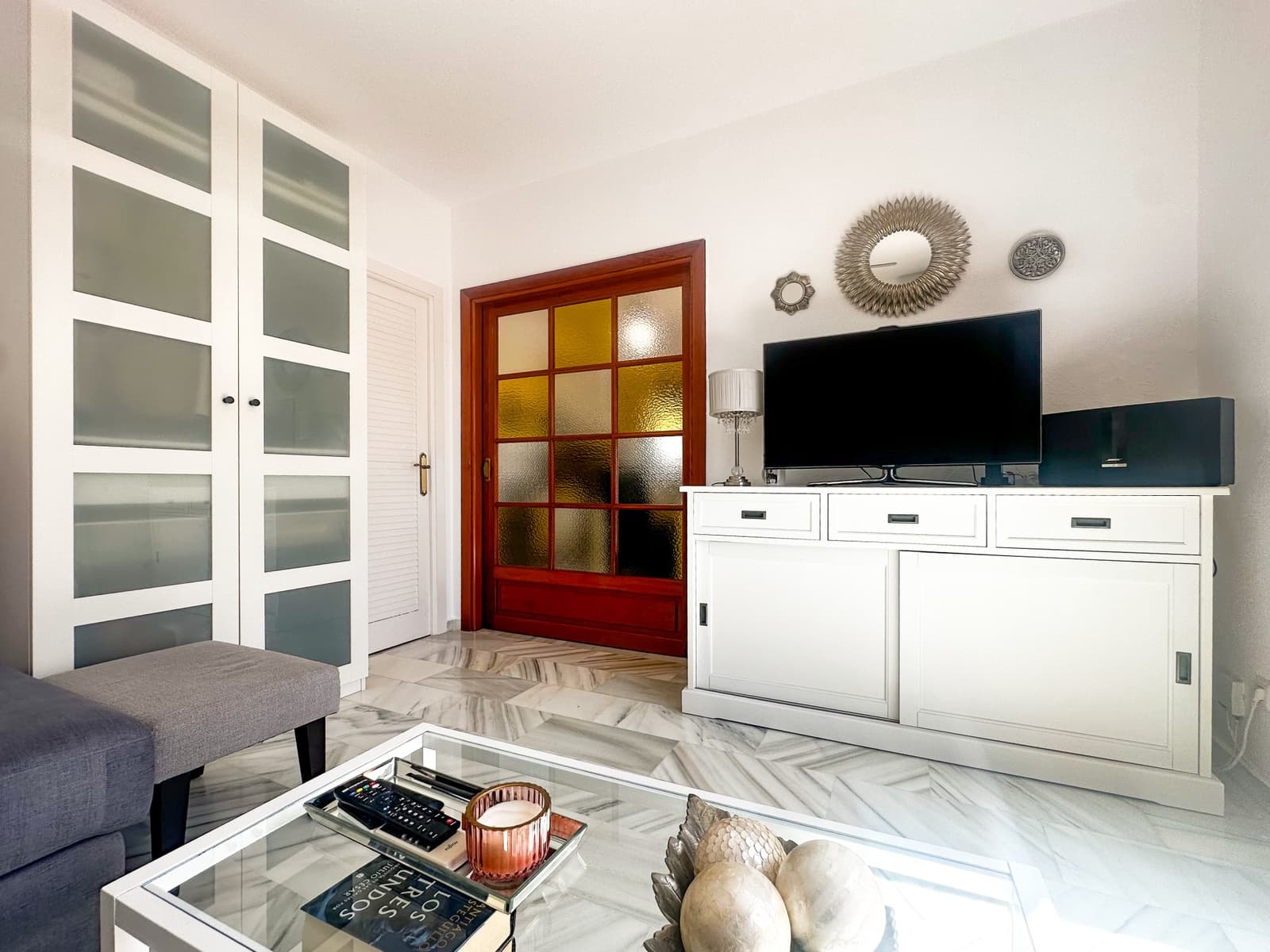 2 sypialnia Apartament na sprzedaż w La Duquesa / Puerto de la Duquesa z garażem - 335 000 € (Ref: 9954208)