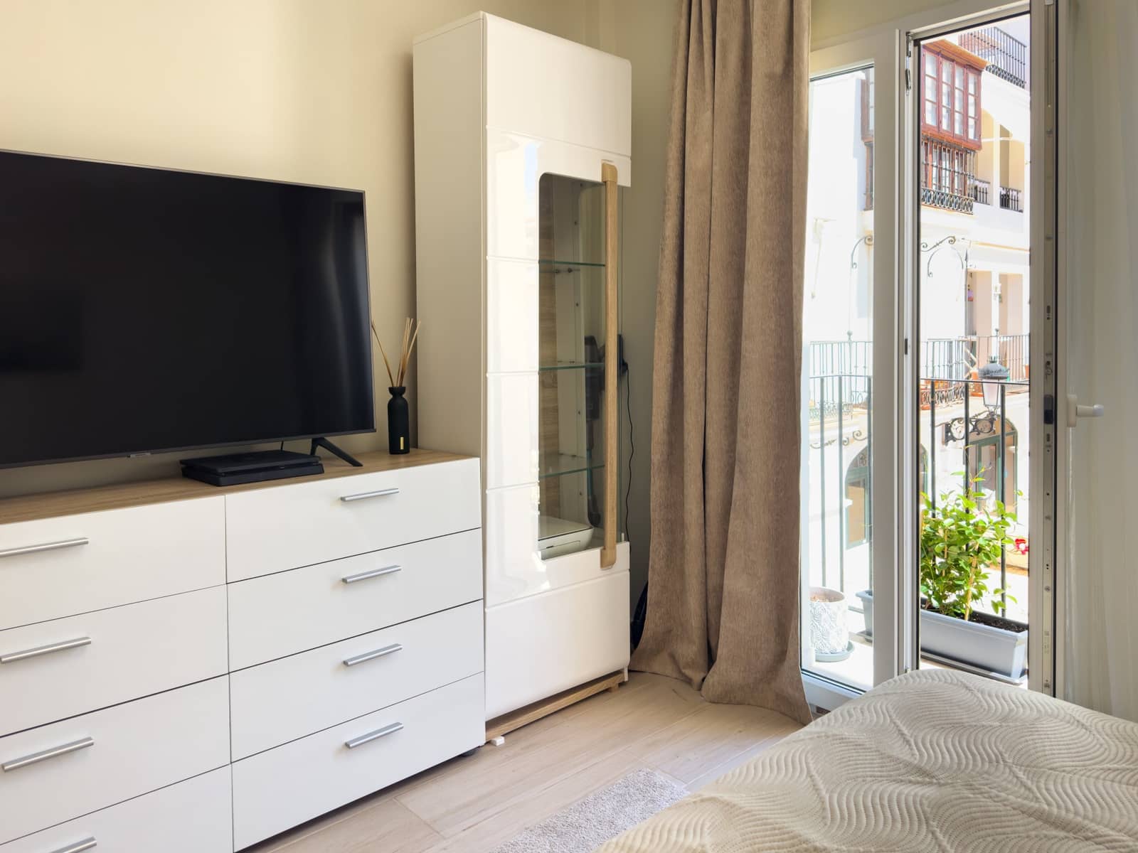 2 Zimmer Apartment zu verkaufen in La Duquesa / Puerto de la Duquesa - 290.000 € (Ref: 9954209)