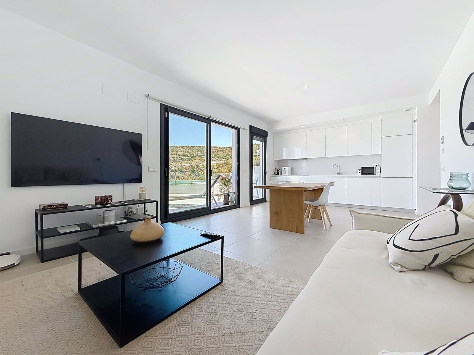 2 slaapkamer Appartement te koop in Manilva met zwembad garage - € 375.000 (Ref: 9957947)