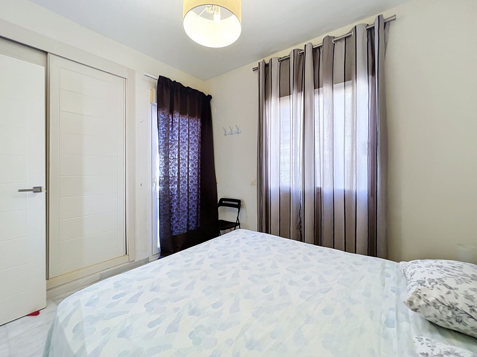 2 slaapkamer Penthouse te koop in Estepona met zwembad garage - € 289.000 (Ref: 9977298)