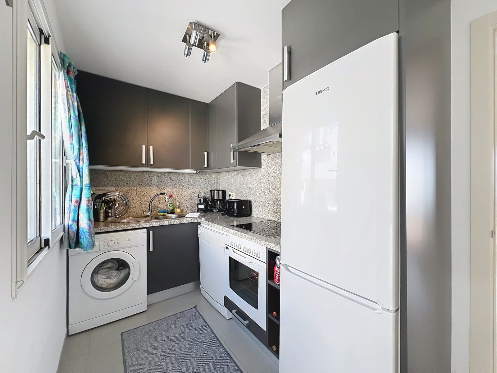 2 slaapkamer Penthouse te koop in Estepona met zwembad garage - € 289.000 (Ref: 9977298)