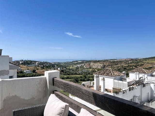 2 bedroom Penthouse for sale in Estepona with pool garage - € 289,000 (Ref: 9977298)