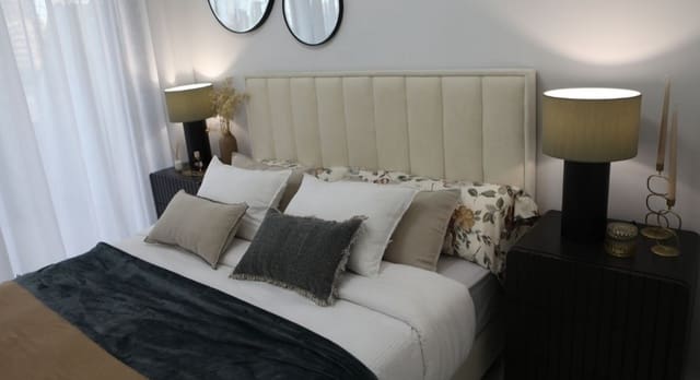 3 sypialnia Apartament na sprzedaż w Benidorm z basenem garażem - 1 025 000 € (Ref: 8596265)