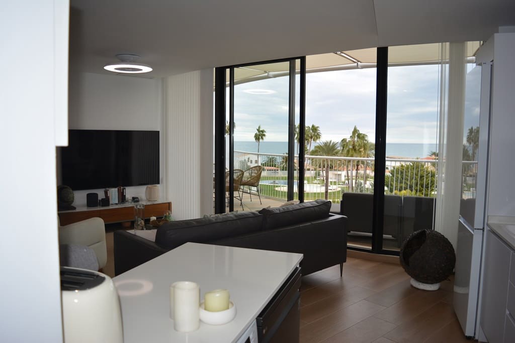 2 bedroom Penthouse for sale in Denia with pool garage - € 500,000 (Ref: 8596266)