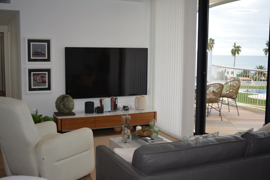 2 bedroom Penthouse for sale in Denia with pool garage - € 500,000 (Ref: 8596266)