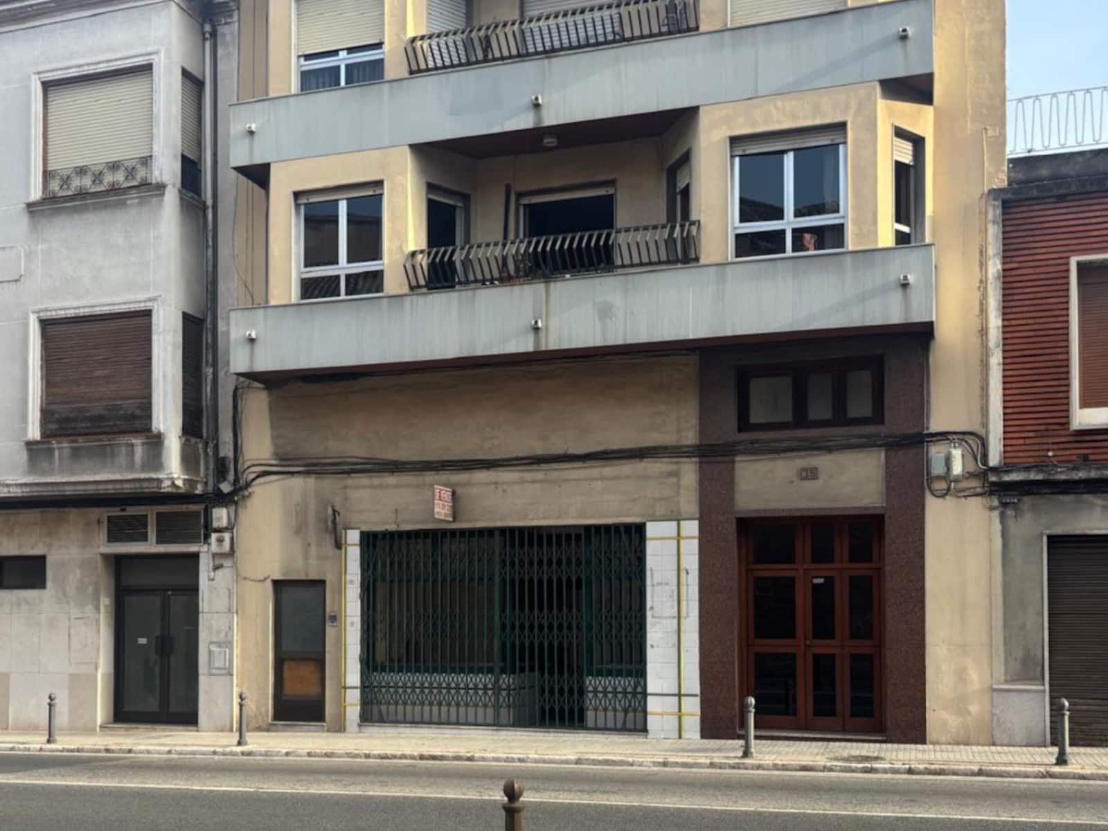 Erhverv til salg i Oliva - € 78.000 (Ref: 9160573)