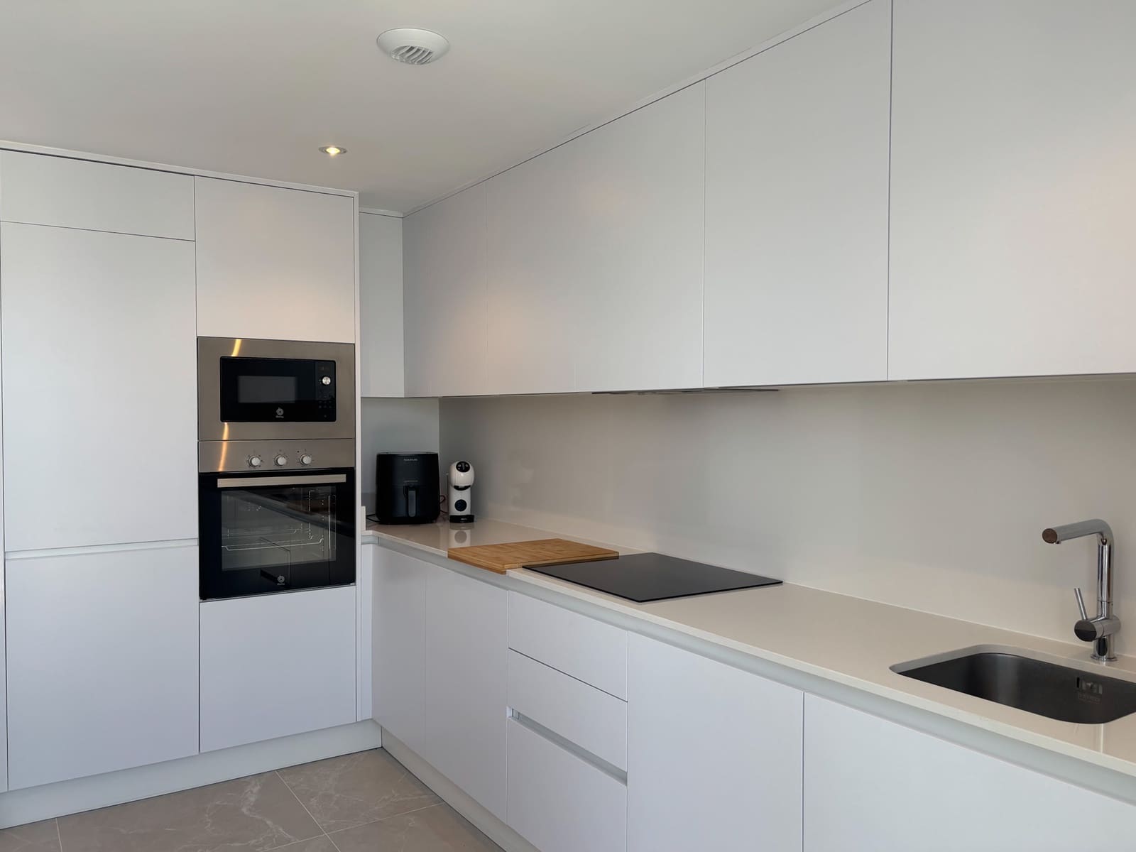 3 sypialnia Penthouse na sprzedaż w Denia z basenem garażem - 695 000 € (Ref: 9160575)