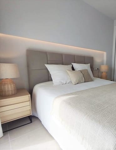 2 quarto Apartamento para venda em Dénia - 375 000 € (Ref: 9296357)