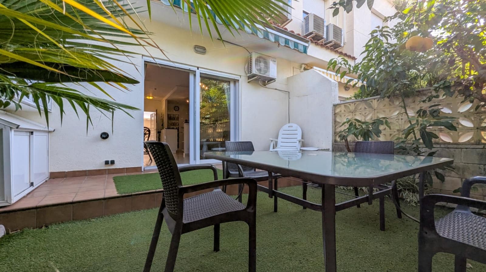 2 Zimmer Reihenhaus zu verkaufen in Els Poblets mit Pool Garage - 265.000 € (Ref: 9462842)