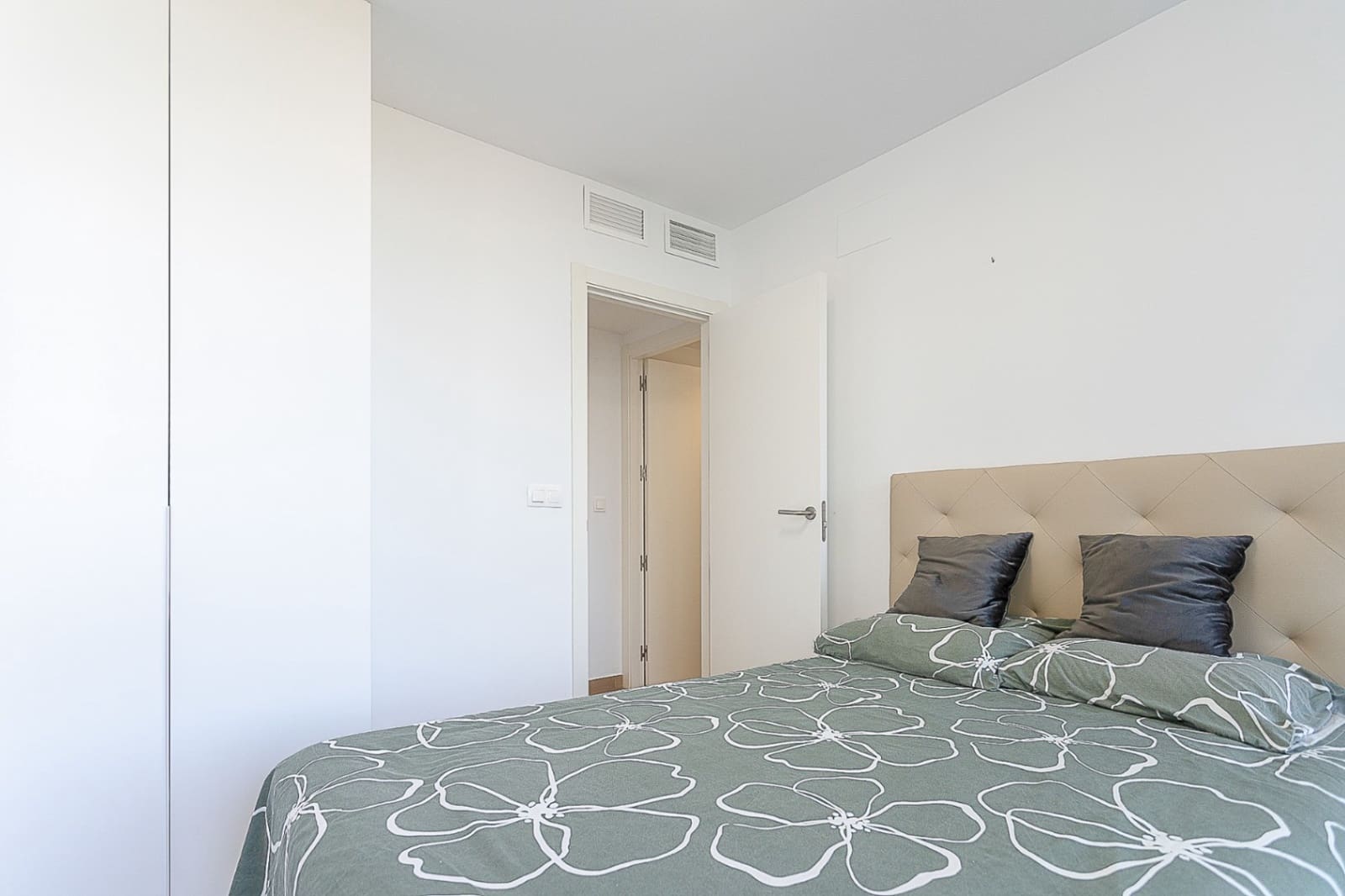 2 Zimmer Apartment zu verkaufen in Denia mit Pool Garage - 399.000 € (Ref: 9462844)