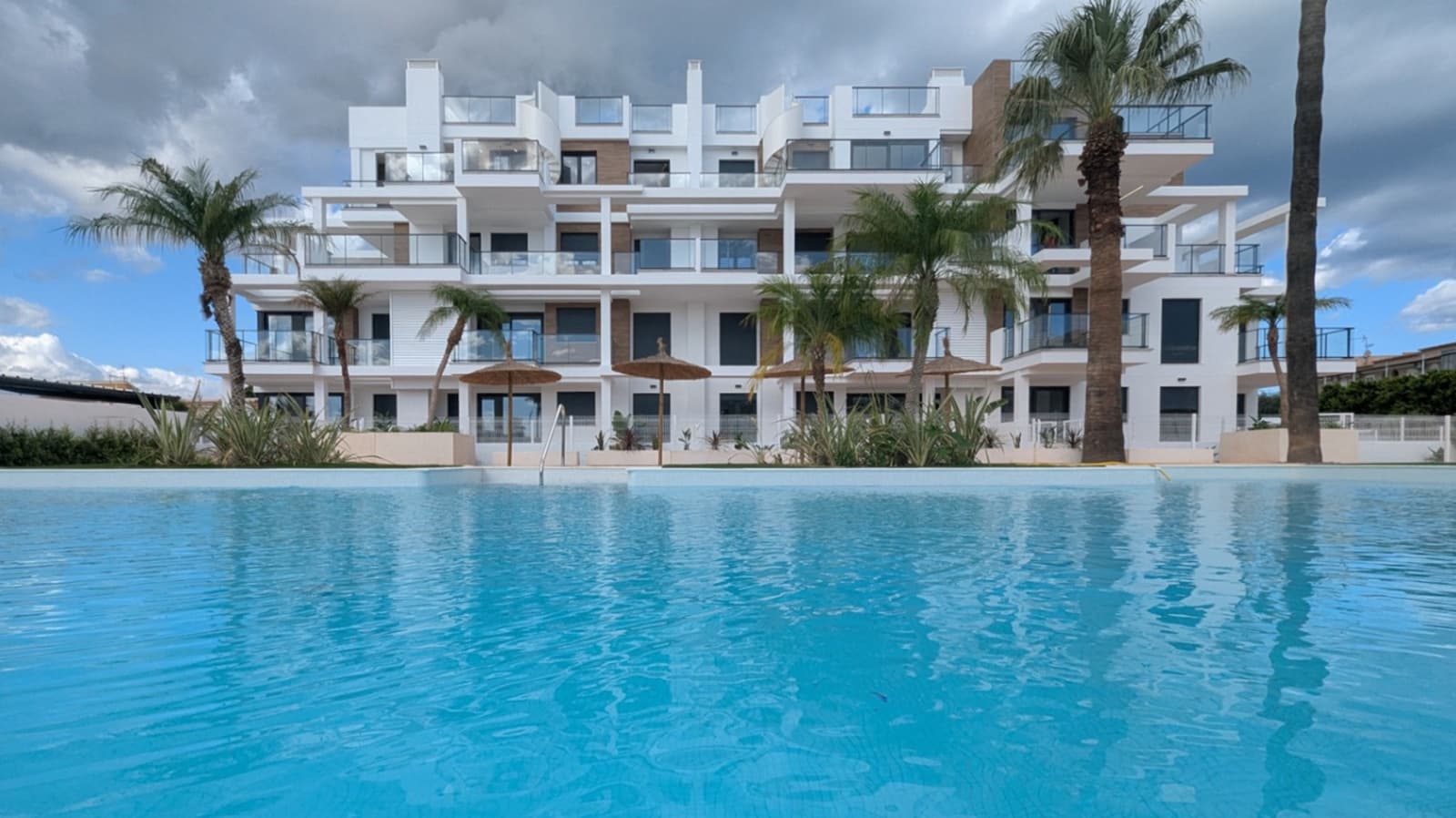 3 soveværelse Lejlighed til salg i Denia med swimmingpool garage - € 325.000 (Ref: 9542426)
