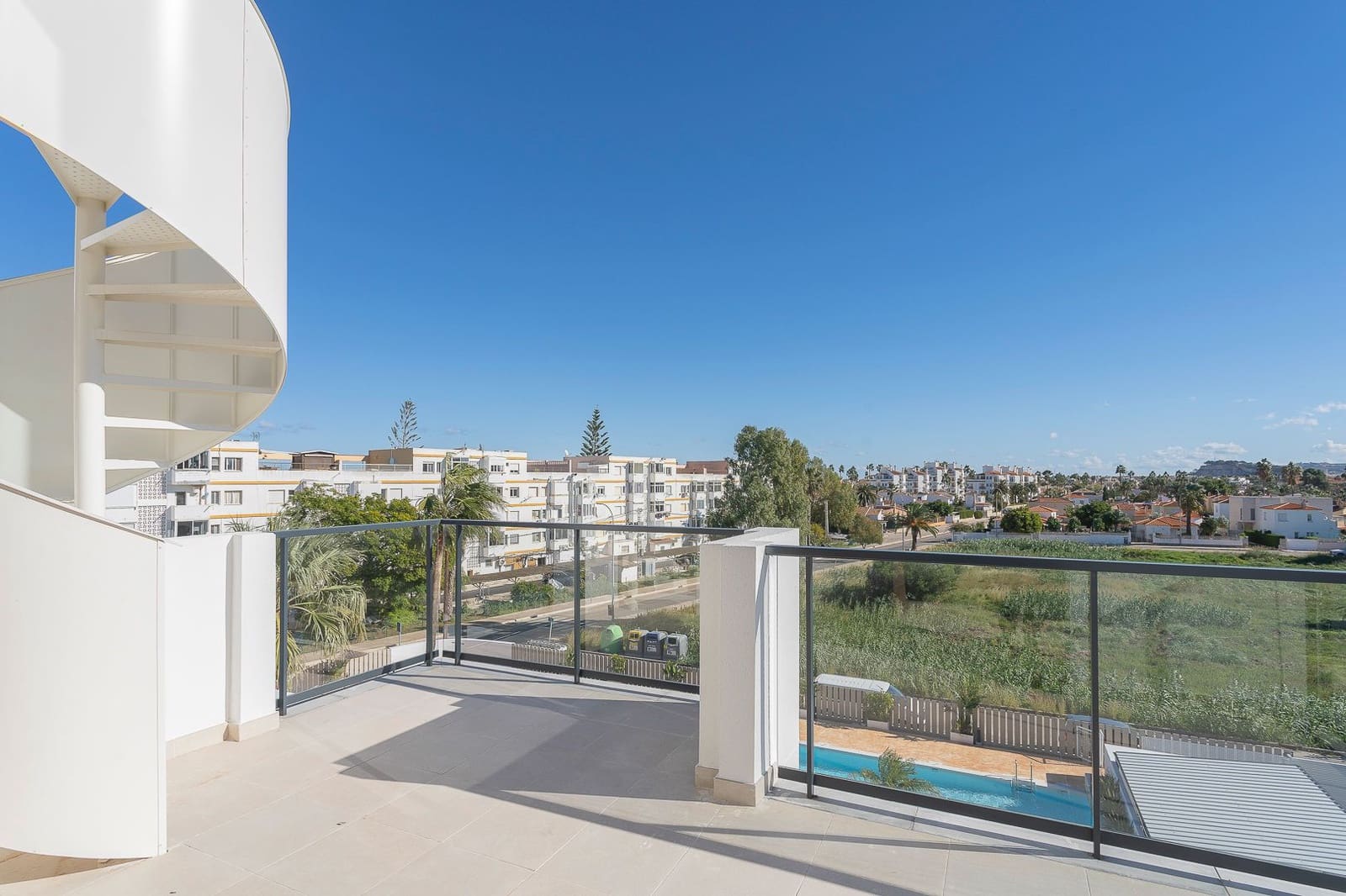 3 soveværelse Penthouse til salg i Denia med swimmingpool - € 499.000 (Ref: 9542427)