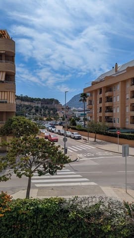 Apartamento de 3 habitaciones en Centro Urbano, Dénia en venta con piscina garaje - 430.000 € (Ref: 9542428)