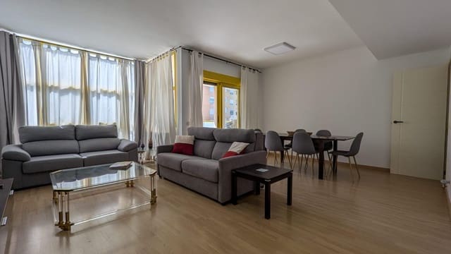 Apartamento de 3 habitaciones en Centro Urbano, Dénia en venta con piscina garaje - 430.000 € (Ref: 9542428)