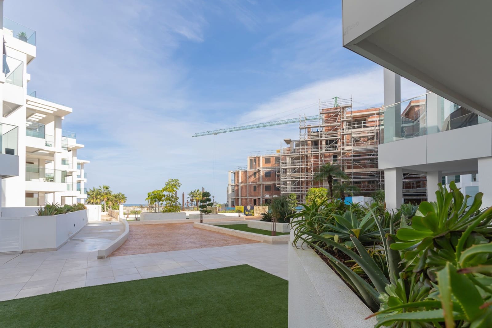 2 bedroom Apartment for sale in Denia with pool - € 355,000 (Ref: 9542432)