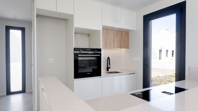 Chalet de 3 habitaciones en Els Poblets en venta con piscina - 475.000 € (Ref: 9542433)