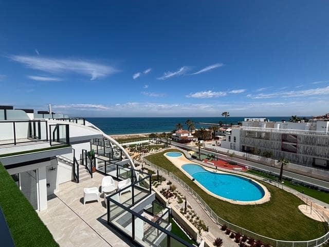 3 soveværelse Penthouse til salg i Denia med swimmingpool garage - € 695.000 (Ref: 9542435)