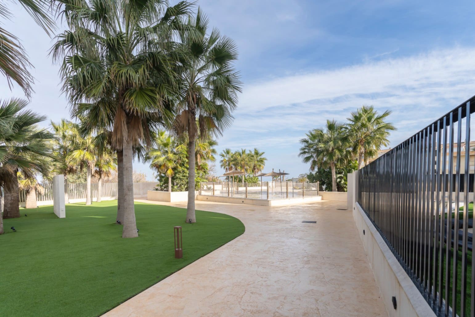 3 bedroom Apartment for sale in Denia with pool - € 525,000 (Ref: 9542440)