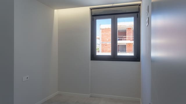 Adosado de 3 habitaciones en Els Poblets en venta con garaje - 415.000 € (Ref: 9542441)