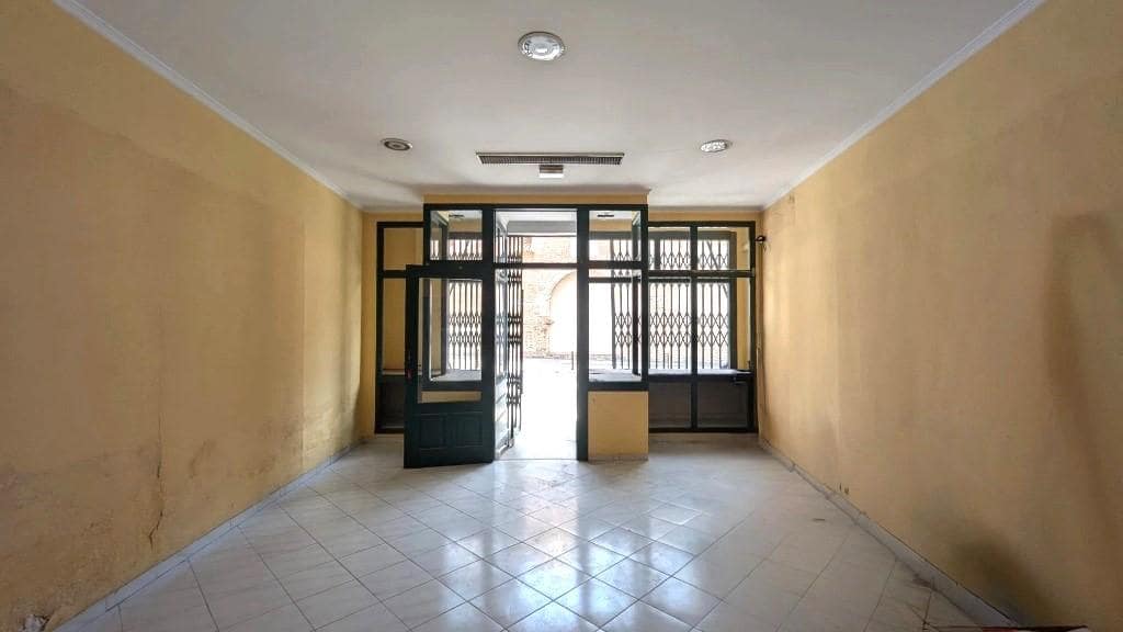 Commerciale in vendita in Oliva - 78.000 € (Rif: 9542442)