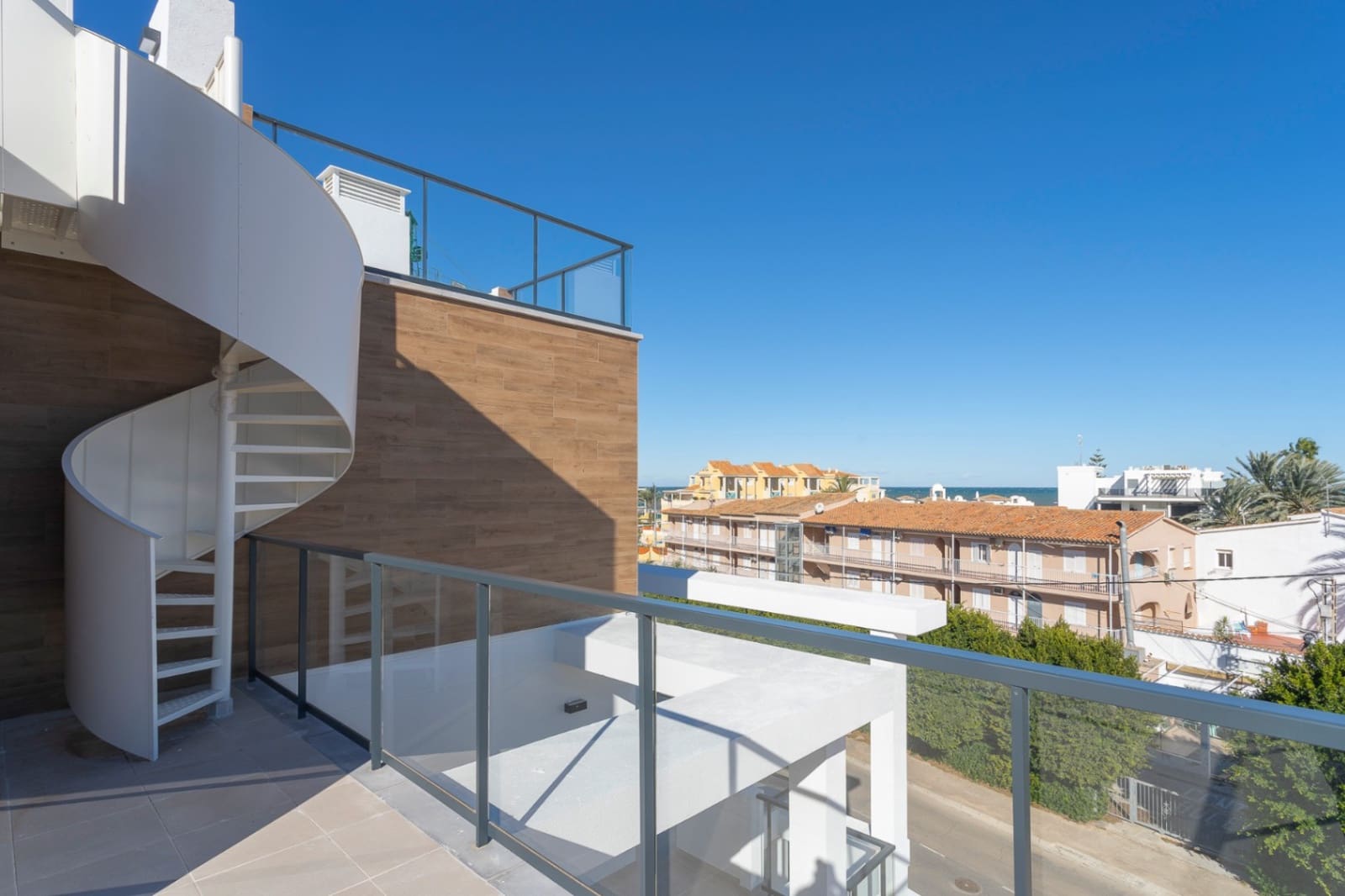 3 bedroom Penthouse for sale in Denia with pool - € 499,000 (Ref: 9542444)
