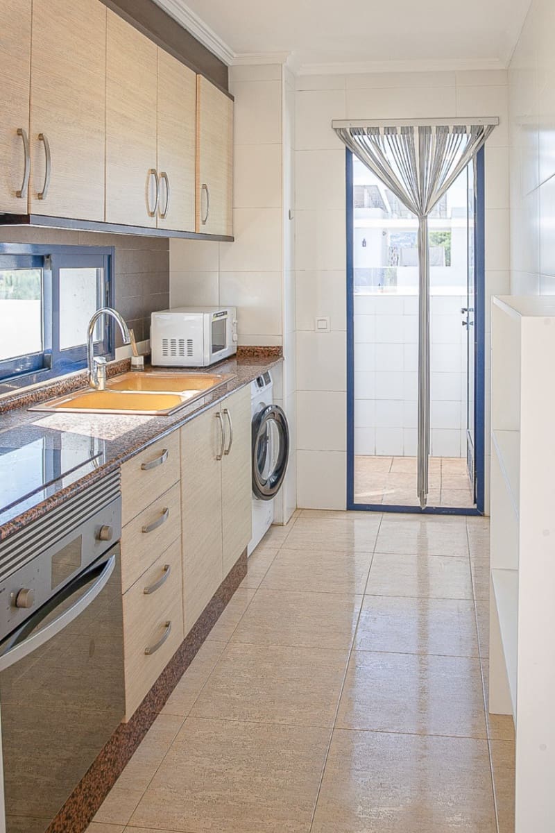 2 soveværelse Lejlighed til salg i Denia med swimmingpool garage - € 260.000 (Ref: 9542449)