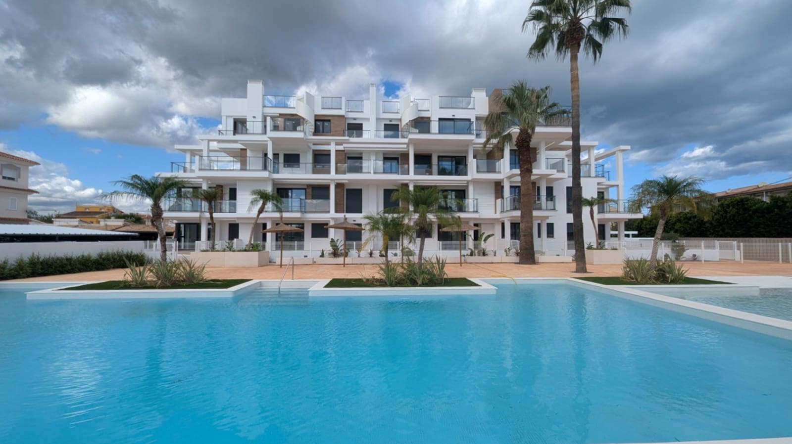 3 soveværelse Lejlighed til salg i Denia med swimmingpool garage - € 385.000 (Ref: 9559909)