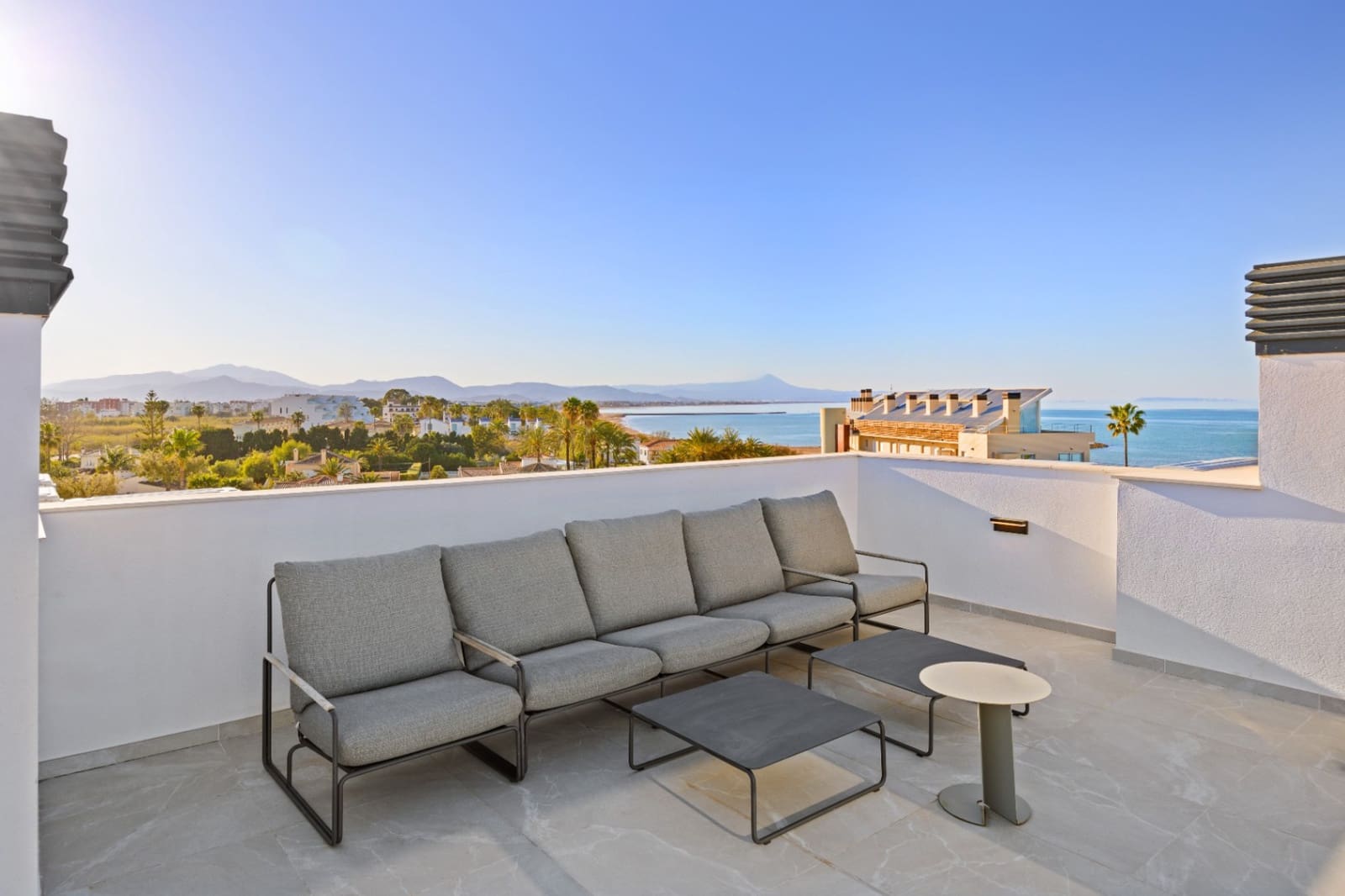 3 soveværelse Lejlighed til salg i Denia med swimmingpool garage - € 799.000 (Ref: 9699294)