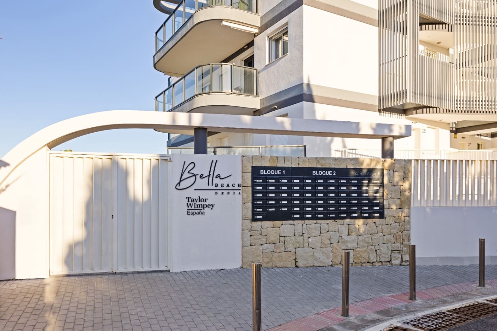 3 soveværelse Lejlighed til salg i Denia med swimmingpool garage - € 799.000 (Ref: 9699294)