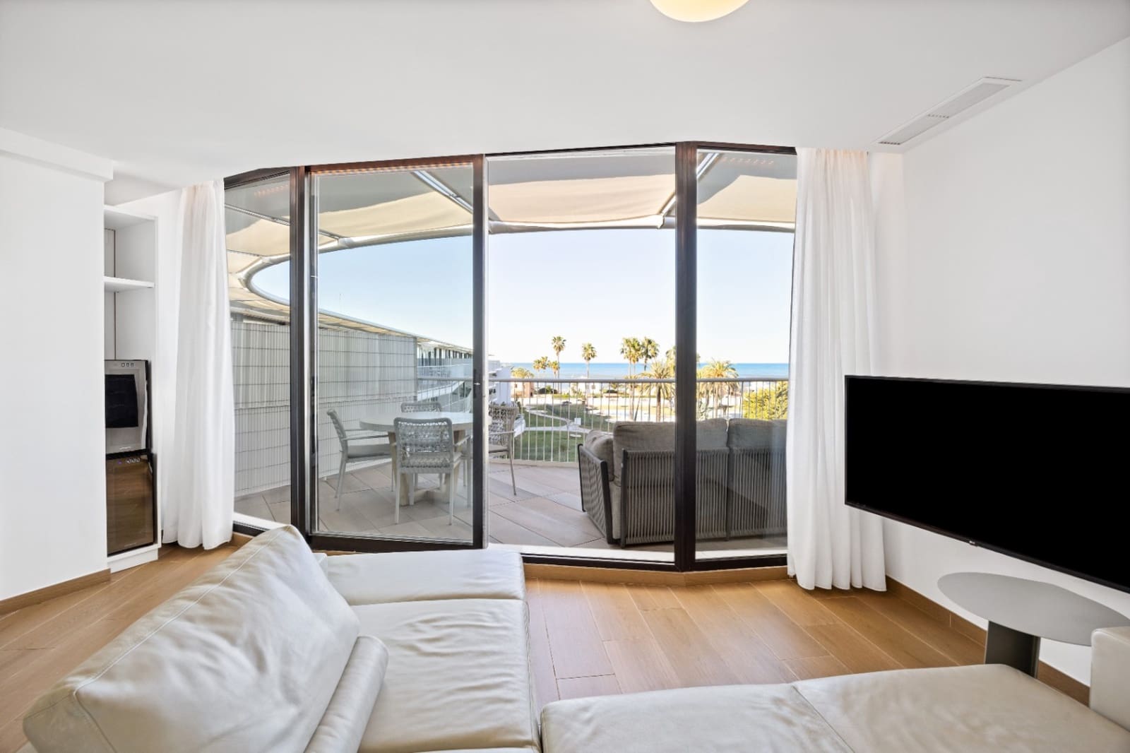 3 bedroom Apartment for sale in Denia with pool garage - € 599,000 (Ref: 9733806)