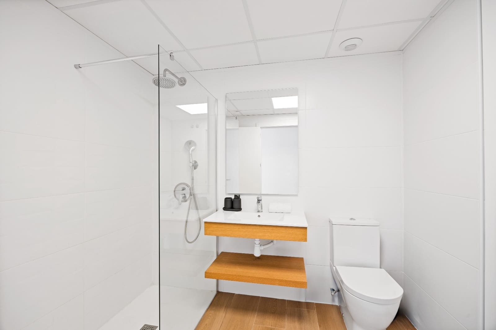 3 bedroom Apartment for sale in Denia with pool garage - € 599,000 (Ref: 9733806)