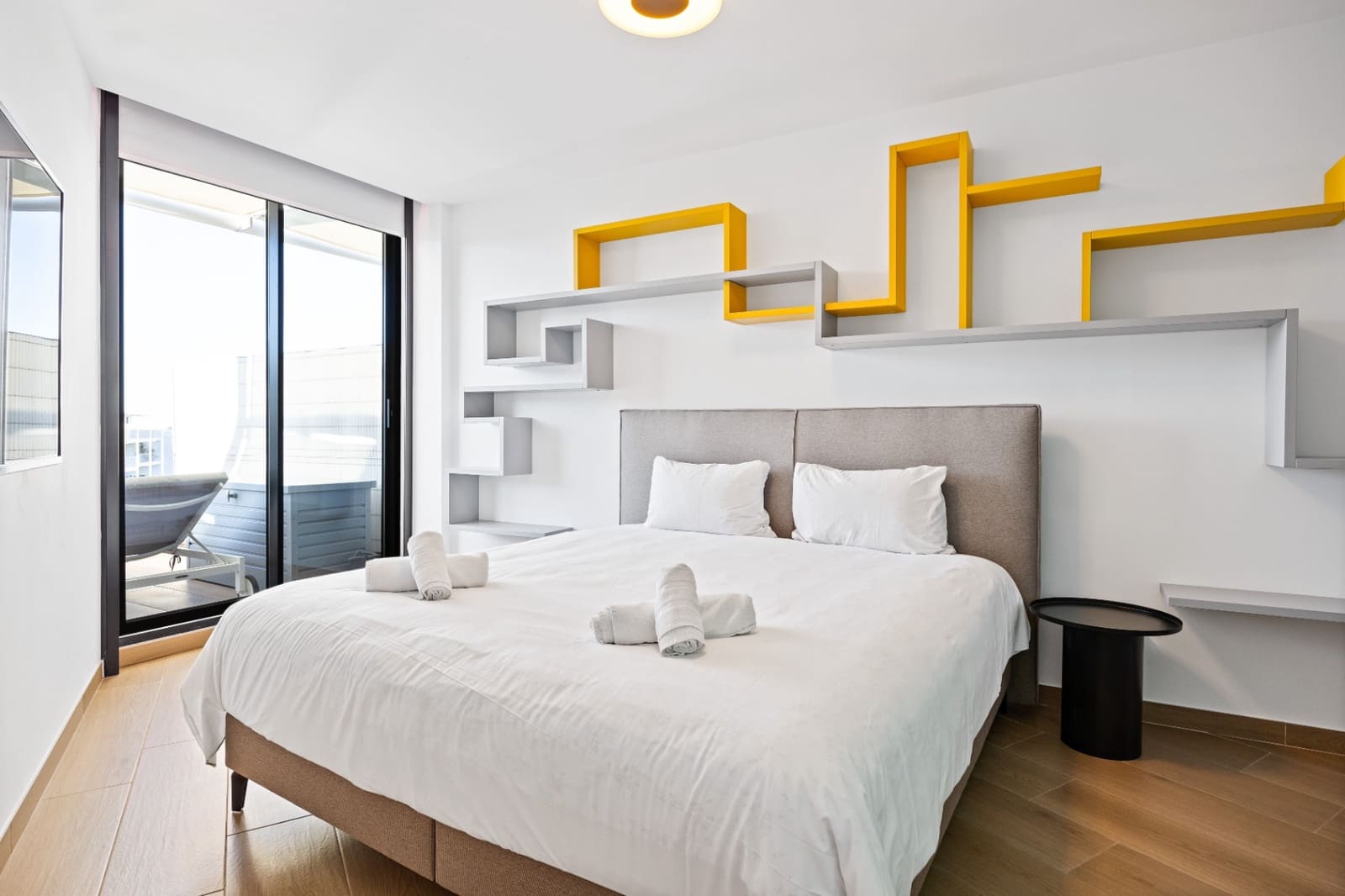 3 bedroom Apartment for sale in Denia with pool garage - € 599,000 (Ref: 9733806)