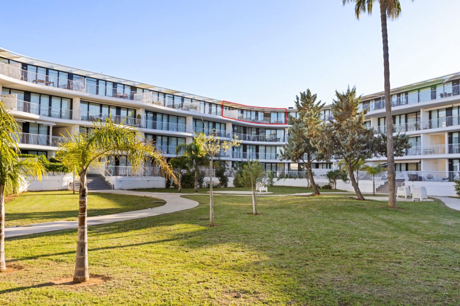 3 bedroom Apartment for sale in Denia with pool garage - € 599,000 (Ref: 9733806)