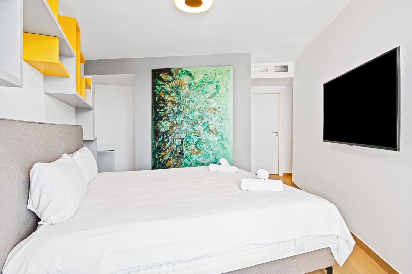 3 bedroom Apartment for sale in Denia with pool garage - € 599,000 (Ref: 9733806)