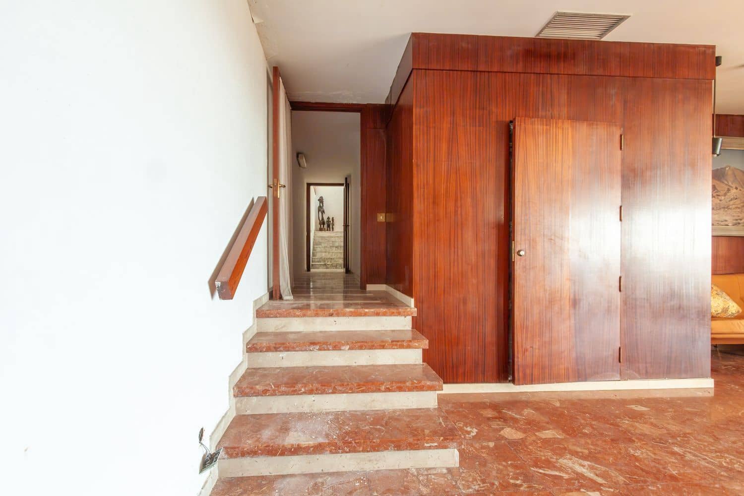 7 slaapkamer Villa te koop in Las Palmas de Gran Canaria met garage - € 2.300.000 (Ref: 8997226)