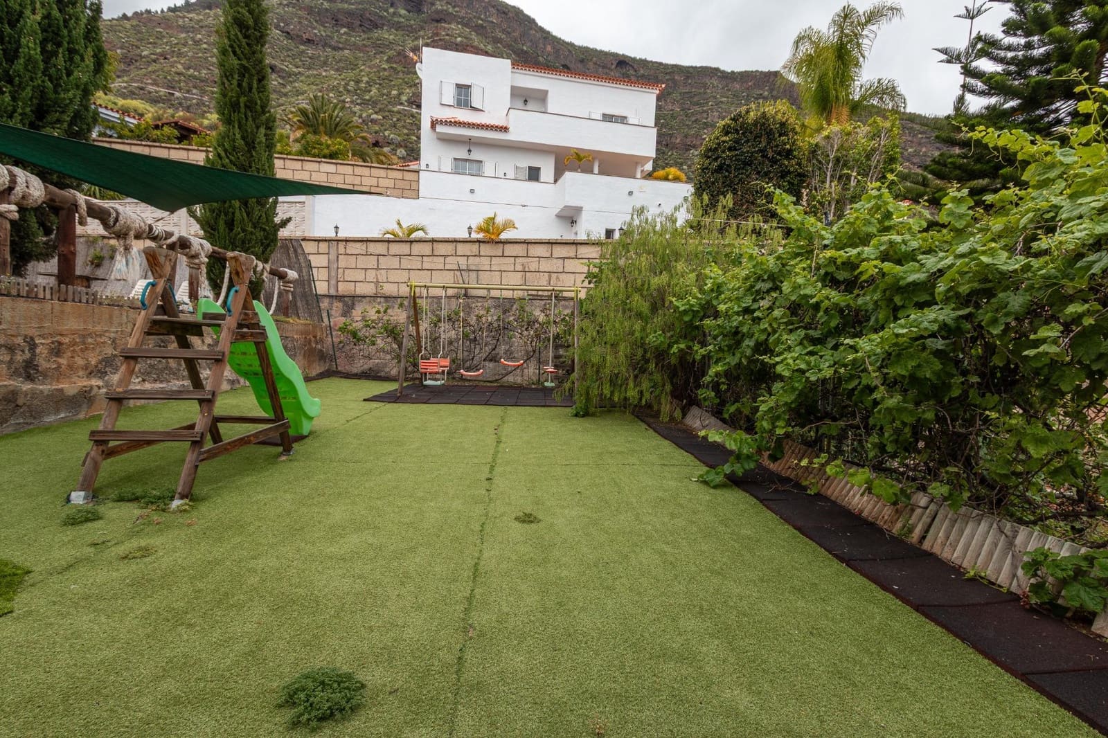 6 soveværelse Villa til salg i Araya med swimmingpool garage - € 632.000 (Ref: 8997227)