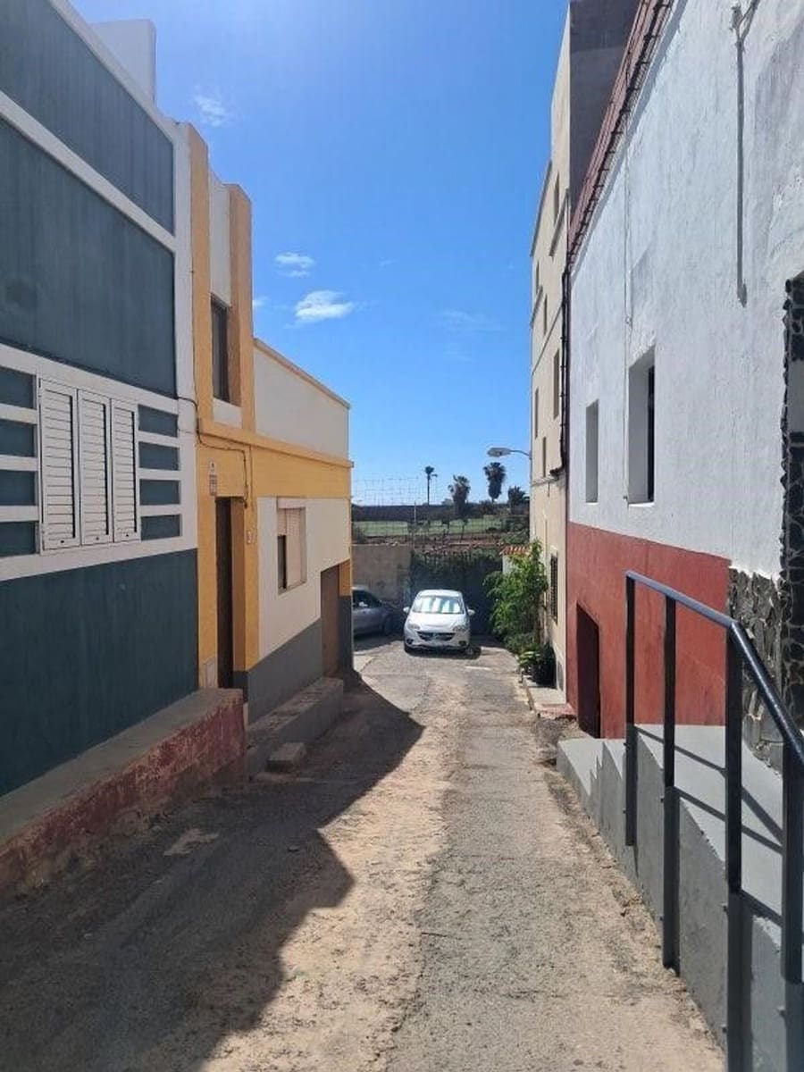 3 soveværelse Rækkehus til salg i Telde - € 106.000 (Ref: 9001703)