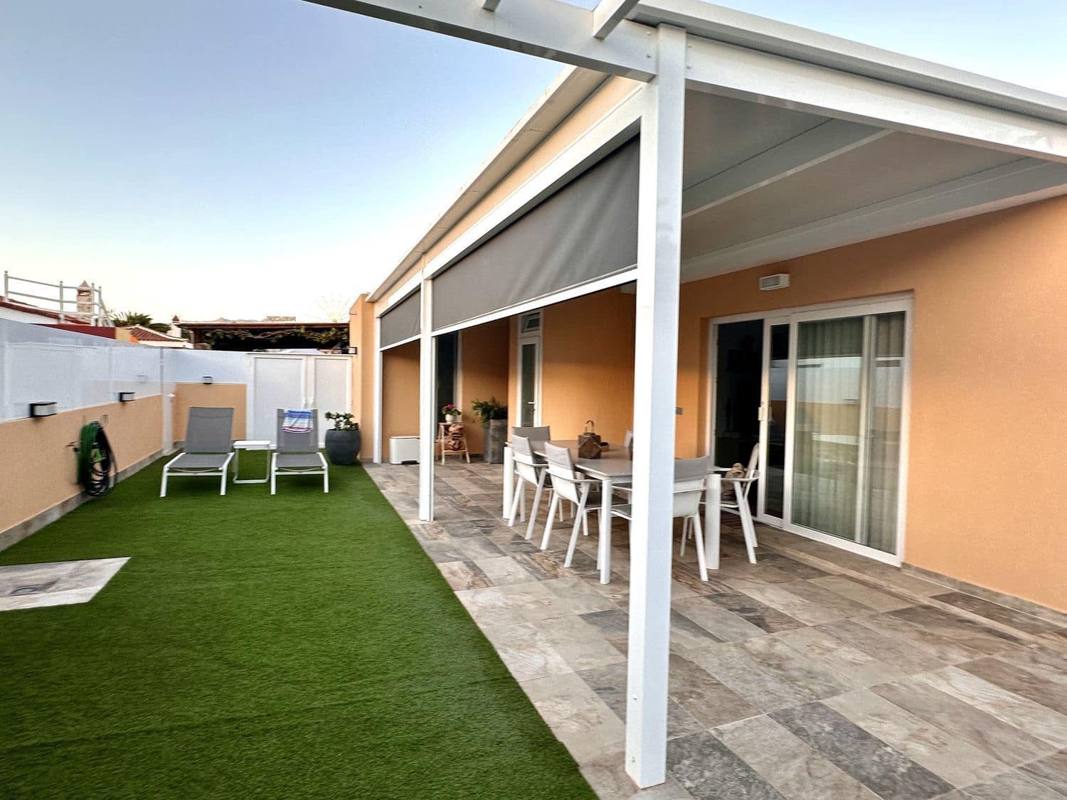 2 Zimmer Villa zu verkaufen in Maspalomas mit Pool - 785.400 € (Ref: 9001706)