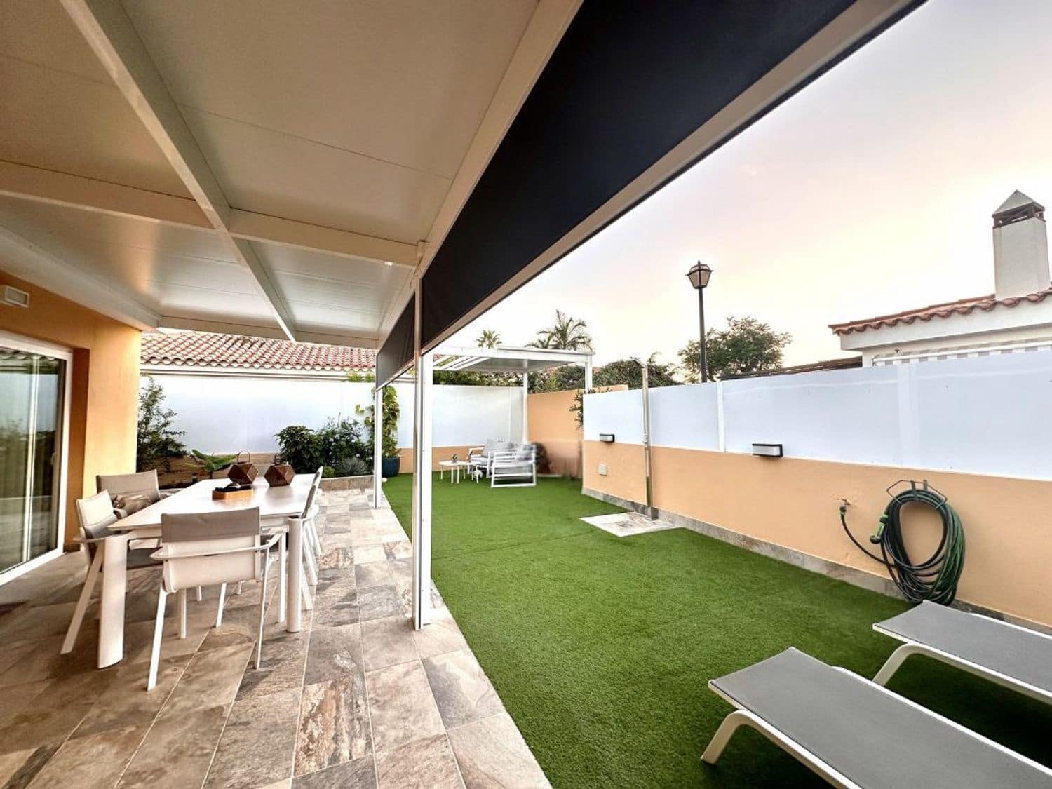 2 Zimmer Villa zu verkaufen in Maspalomas mit Pool - 785.400 € (Ref: 9001706)