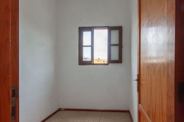 Kommersiell til salgs i Marzagán - Los Hoyos - La Montañeta, Las Palmas de Gran Canaria med garasje - € 270 000 (Ref: 9001713)