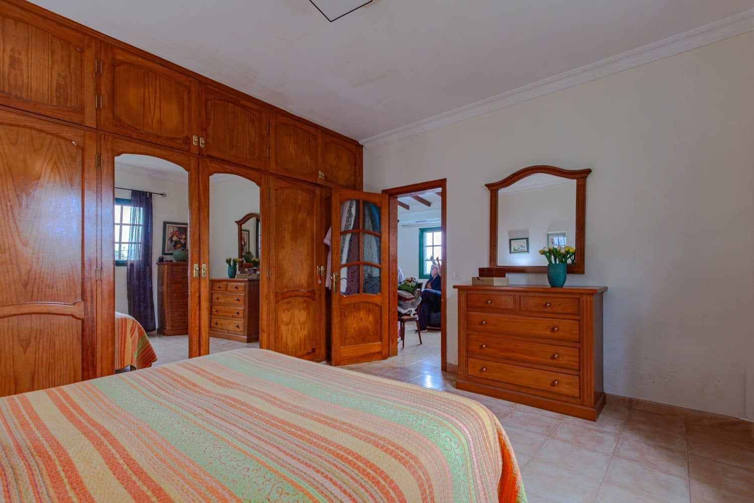 4 soveværelse Villa til salg i Teror med garage - € 530.000 (Ref: 9001716)