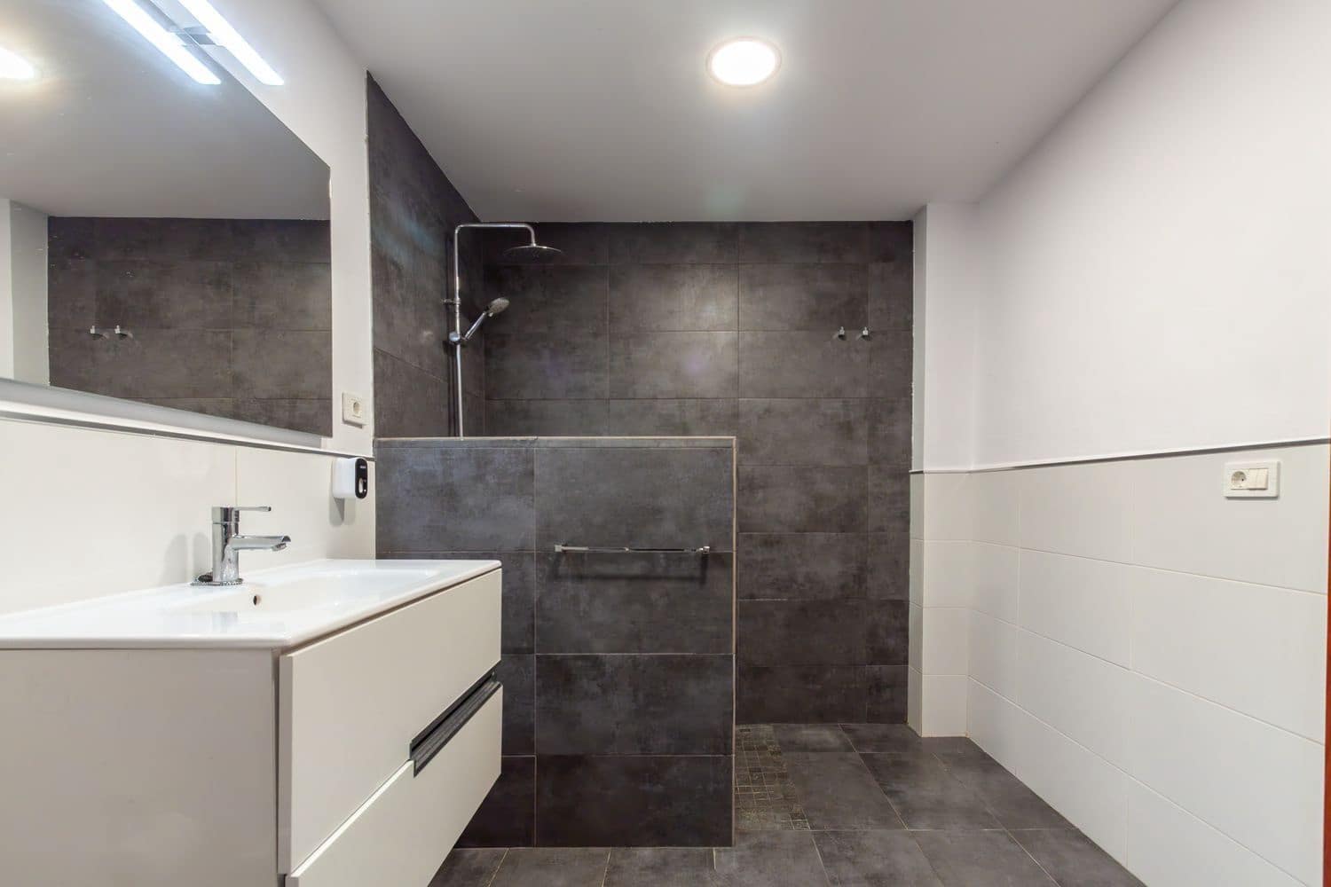 4 soveværelse Villa til salg i Teror med garage - € 530.000 (Ref: 9001716)