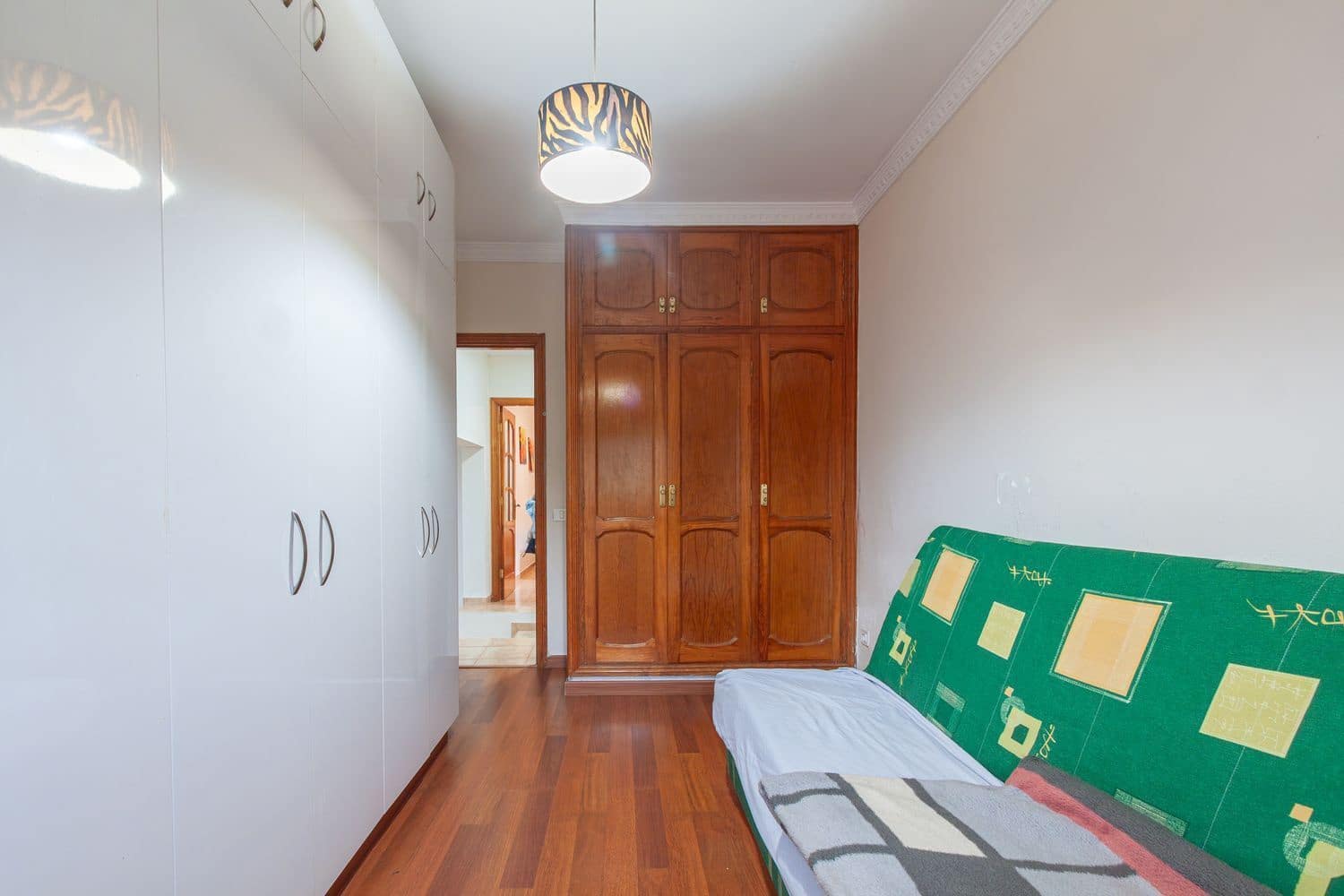 4 soveværelse Villa til salg i Teror med garage - € 530.000 (Ref: 9001716)