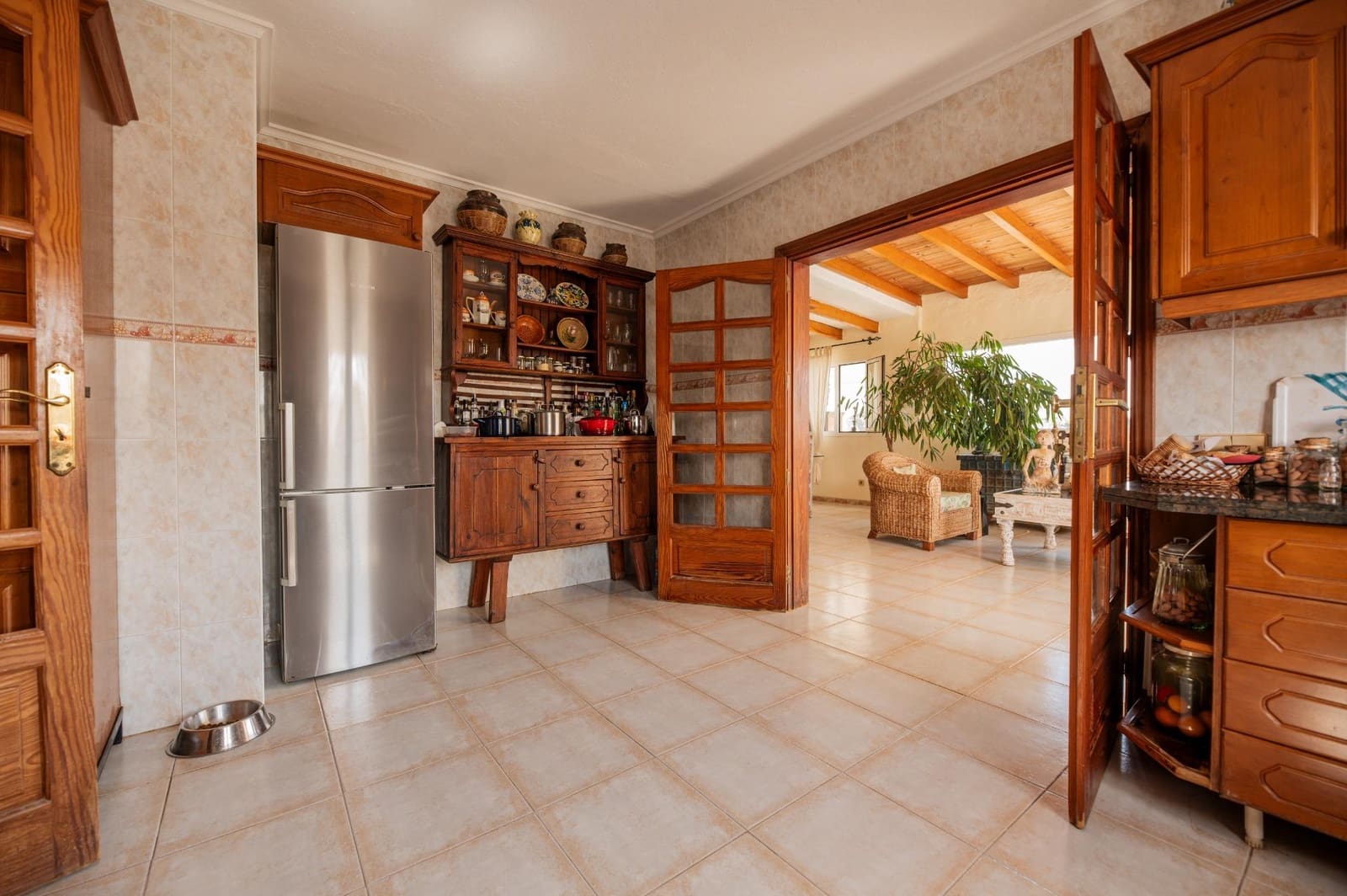 3 soverom Villa til salgs i Tahiche med svømmebasseng garasje - € 1 200 000 (Ref: 9057625)