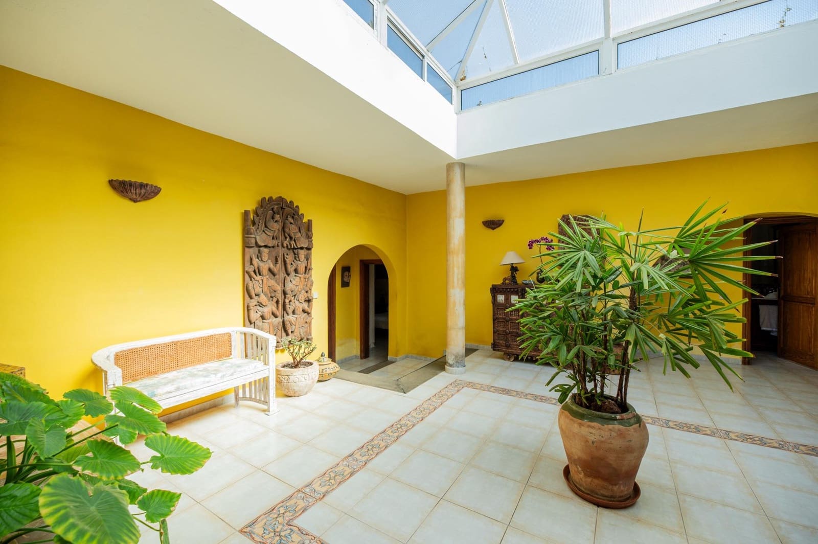 3 soverom Villa til salgs i Tahiche med svømmebasseng garasje - € 1 200 000 (Ref: 9057625)