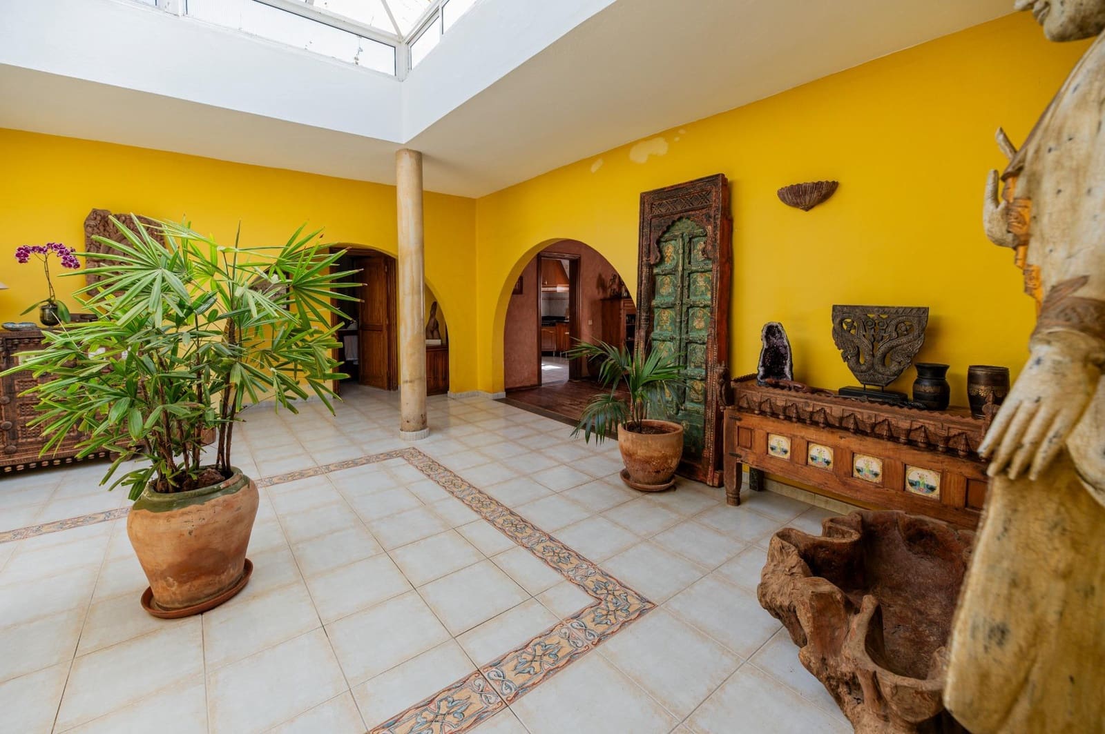 3 soverom Villa til salgs i Tahiche med svømmebasseng garasje - € 1 200 000 (Ref: 9057625)