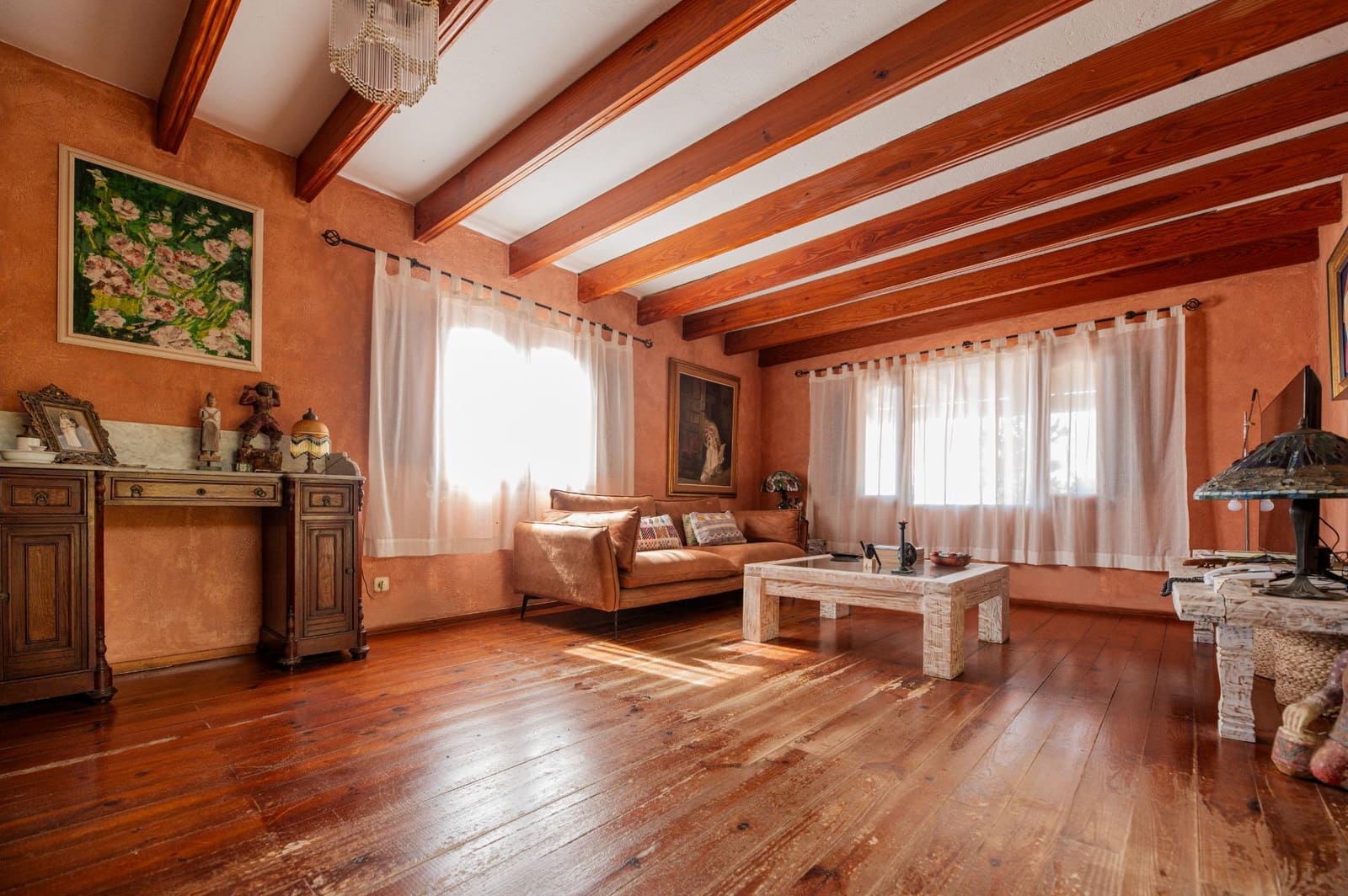 3 soverom Villa til salgs i Tahiche med svømmebasseng garasje - € 1 200 000 (Ref: 9057625)