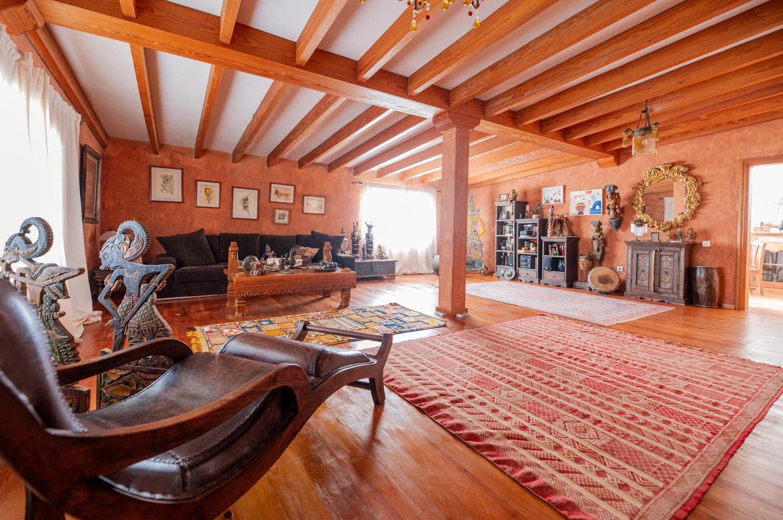 3 soverom Villa til salgs i Tahiche med svømmebasseng garasje - € 1 200 000 (Ref: 9057625)